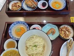 -百年老字号·观振兴蟹黄面·三虾面·苏式面(观前街富仁坊巷店)