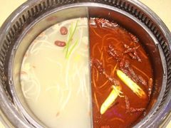 鸳鸯锅-老城铜锅涮肉(丽浩福仕汇店)