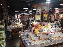 -西西弗书店&矢量咖啡(壹方购物中心店)