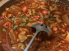 肥肠牛蛙砂锅-马头巷·食景园(苏州总店)