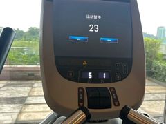 -广州汇华希尔顿逸林酒店