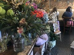 -FLOVIE FLORIST CAFE