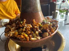 -老佛爷铜炉蛙锅(挂绿店)