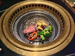 -山川小町·极番烧肉(新地假日广场店)