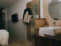 -怡莱酒店(无锡火车站南广场店)