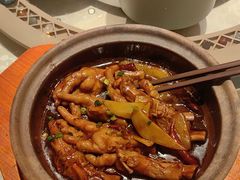 -荷花亭·湖北融合菜(中商广场店)