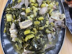 -四更周店烤乳猪
