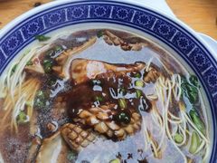 -沪西老弄堂面馆(定西路店)