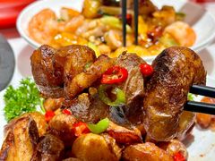 -辣小妮de川菜馆(红旗Mall店)