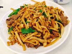 干炒牛河-陈记顺和潮汕鲜牛肉火锅(番禺迎宾大道店)