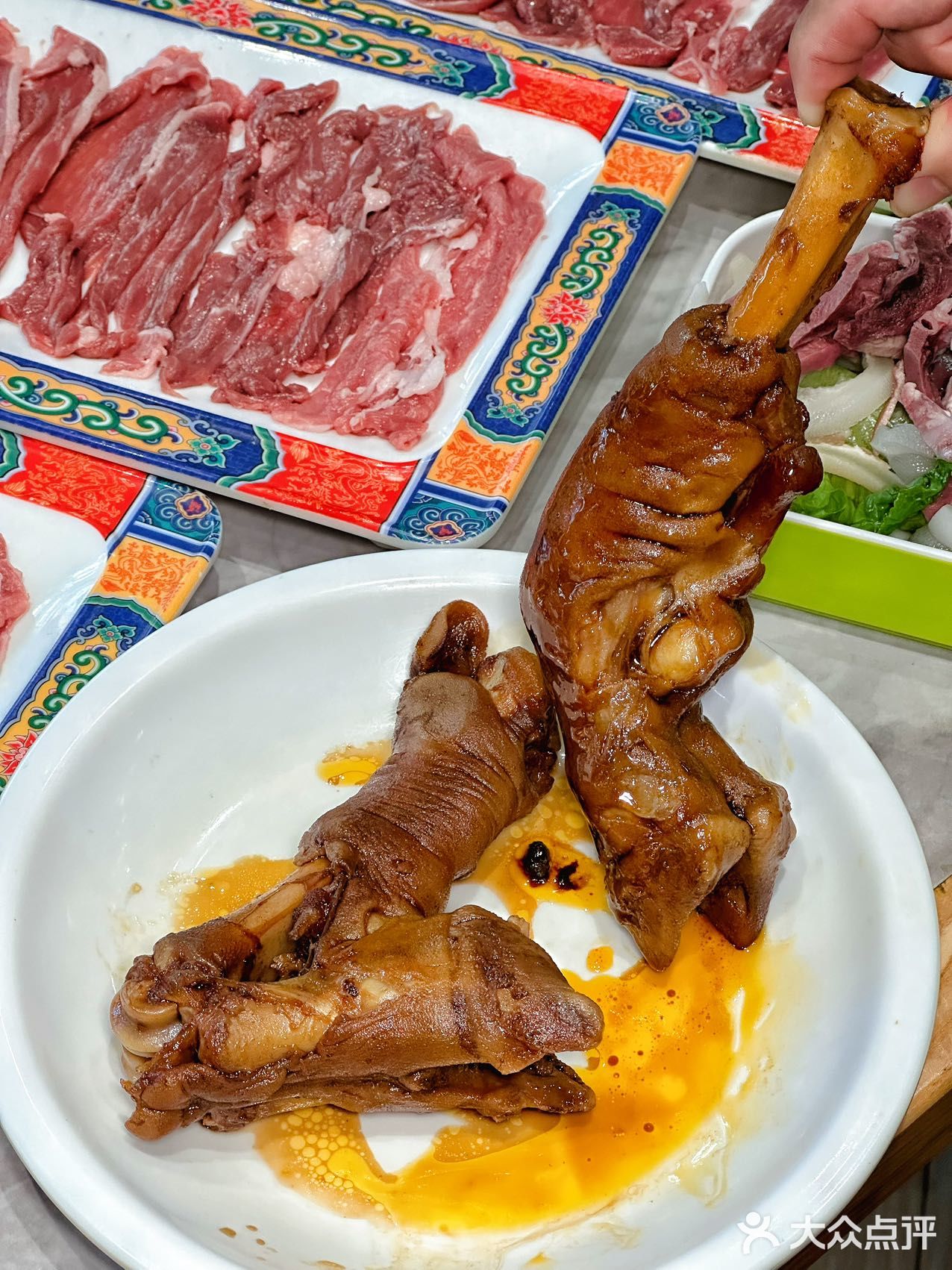 闺蜜小聚新去处！这家涮肉，满足我们对肉的所有