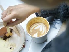 -HUGS coffee(东区店)