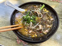 酸菜肉丝米线-李米线(总店)