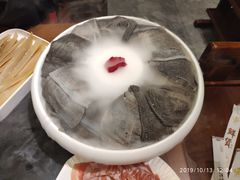 -沸炉重庆老火锅(军事博物馆店)