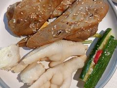 -新艺自助美食城(中山路店)