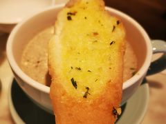 -港丽餐厅(高德置地店)