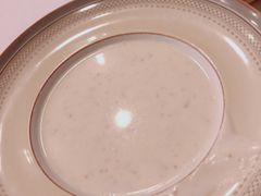 奶油松茸蘑菇汤-莫斯科餐厅