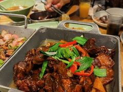 锅仔香焖小牛肉-弄堂里(雨花客厅店)
