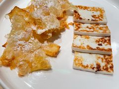 乳饼拼乳扇-一坐一忘云南菜(卓悦中心)