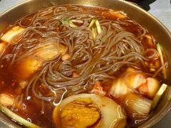 -围炉肉舍•炭烤活鳗•丹东海鲜烤肉(步行街店)