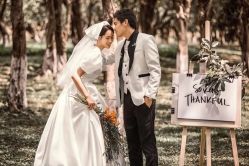 -巴黎恋人婚纱摄影(东莞总店)