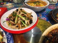 -三大钵江湖菜(空港店)
