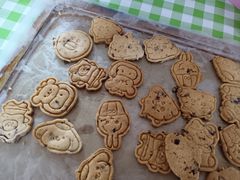 -三只小羊蛋糕DIY烘焙·拼豆·银饰(光谷店)