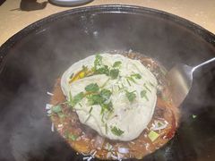 -万里闯关东铁锅炖菜馆(高新旗舰店)