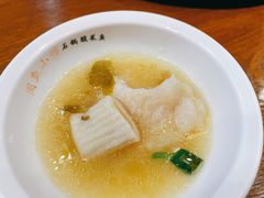 石锅酸菜鱼-周鱼小馆石锅酸菜鱼(活力汇店)