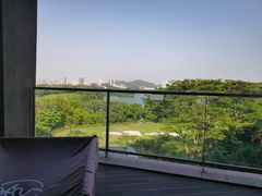 -深圳隐秀山居酒店