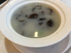 -御满江海鲜酒家(洛溪新城店)