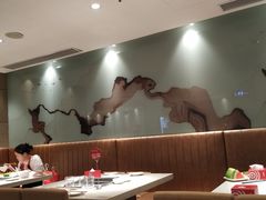 卡座-海底捞火锅鲜切牛肉主题店(长寿路店)