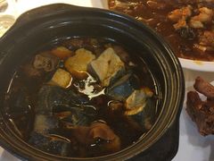 臭豆腐大肠煲-眷江南之小蓝鲸(王府大街店)