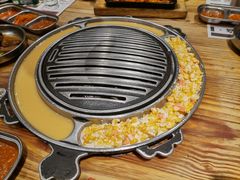 -青瓦炭韩潮烤肉(花园道店)