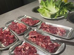 -张哞哞·鲜切牛肉自助火锅(高德置地店)
