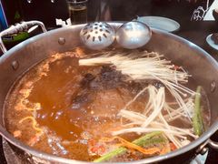 -红菇坊鲜汤火锅(淮河街店)