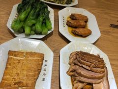 -狮头牌卤味研究所·卤味饭(花城汇南区店)