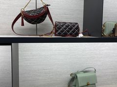 -Charles & Keith(大运河购物中心店)