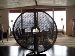 上海浦东丽思卡尔顿-北外滩套房行政酒廊饰品-上海浦东丽思卡尔顿酒店