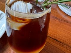 -Chom Cafe and Restaurant