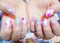 -睫乐园•睫公馆•美睫美甲沙龙