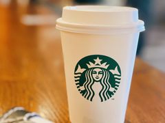 -星巴克(上海虹桥新天地二店)