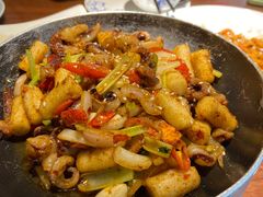 香锅八爪鱼-小菜园新徽菜(芜湖万达店)