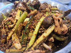 -嘎嘎鸭下巴·爆辣干锅(明教寺店)