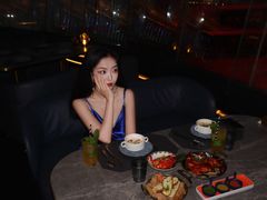 -Hi City·城市之巅