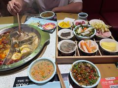 -麻辣英雄重庆火锅(二城广场店)