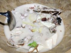 -滇香肴·云南菜蒸汽石锅鱼(云南北路店)