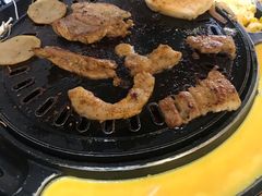 -胡悦里韩式烤肉(芝罘万达广场店)