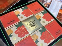 -罗森尼娜(德思勤店)