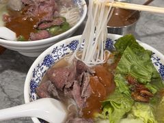 牛肉汤粿-抖牛白塔牛肉粿条汤(水围店)